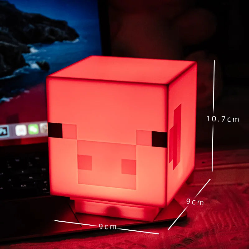 Voxel Pig Lamp